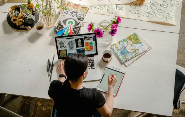 Adobe Spark : ce qu&rsquo;est devenu l&rsquo;outil et par quoi le remplacer