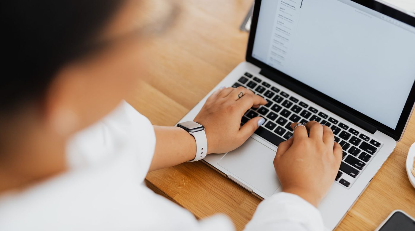 Comment trouver des adresses email pour prospecter ?