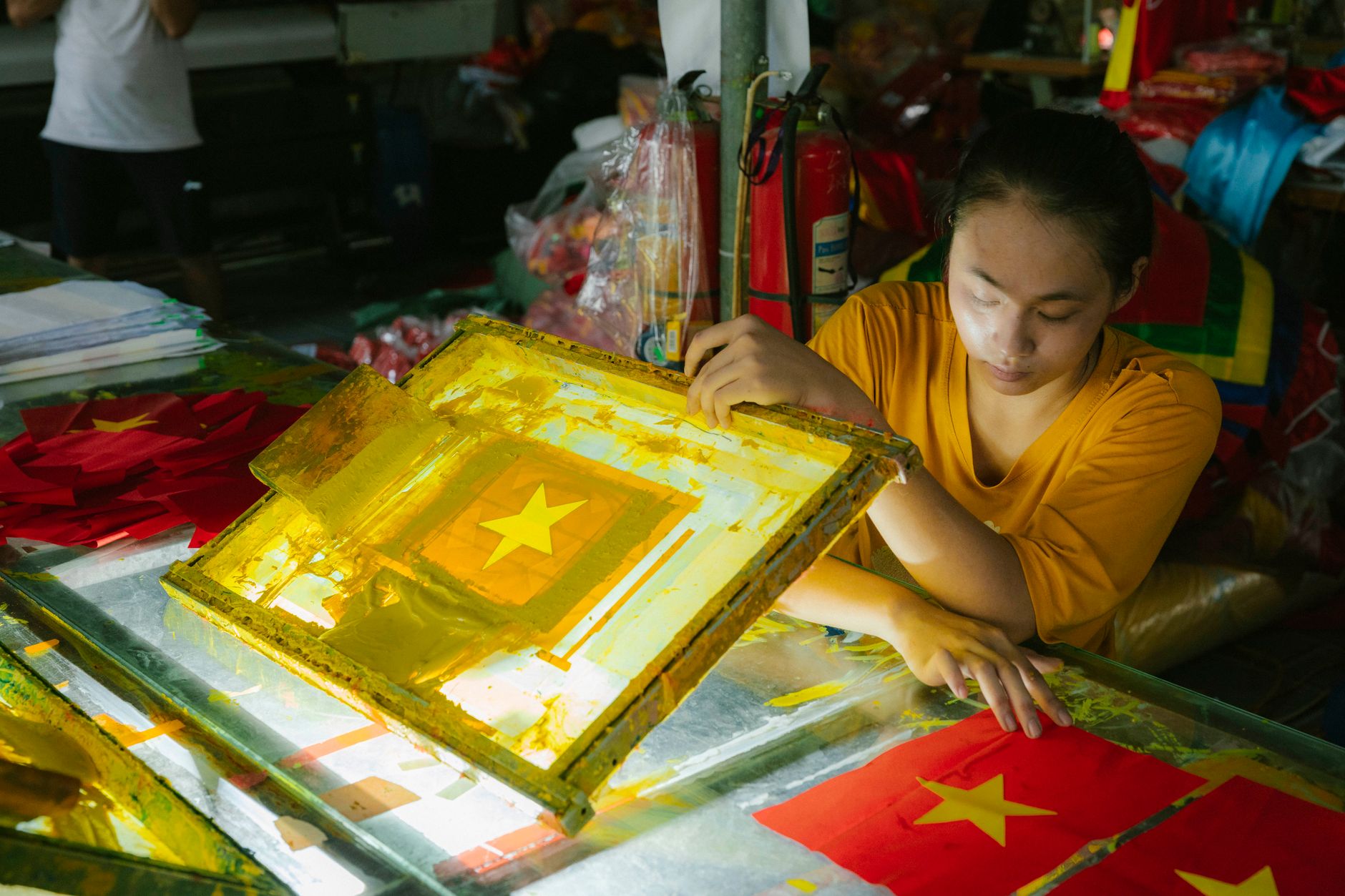 Atelier de sérigraphie textile avec écran et encre
